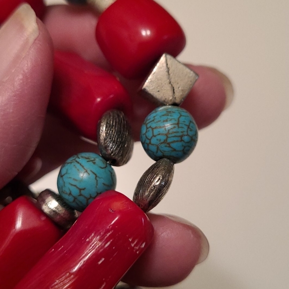 Faux Coral, Turquoise & Silvertone & Bead Necklace - Picture 9 of 9